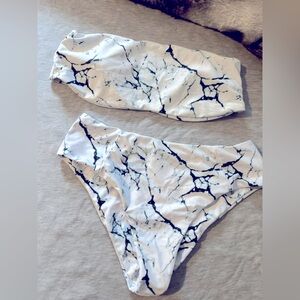 Strapless high waisted bathing suit